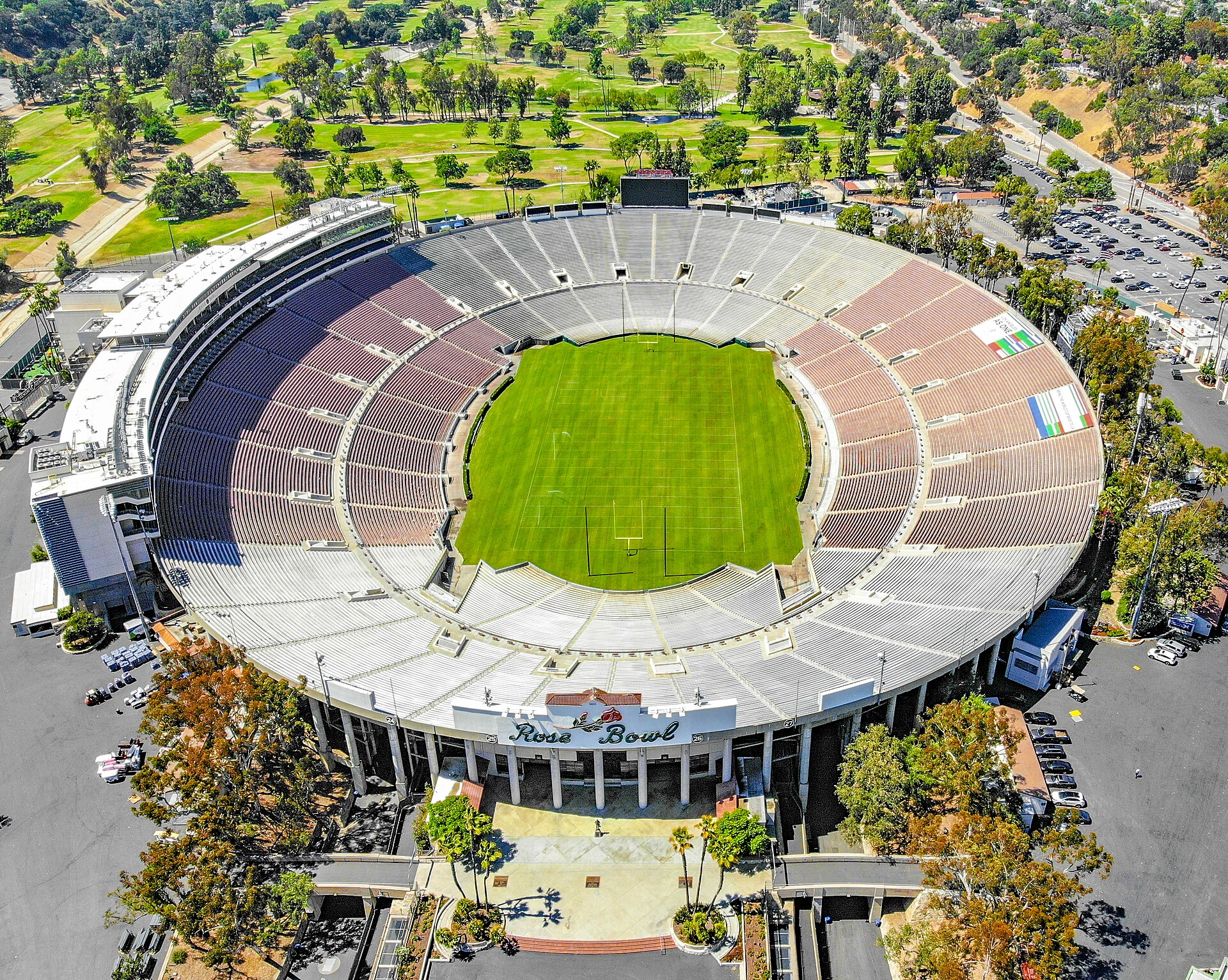 Rose Bowl — Wikimedia Commons