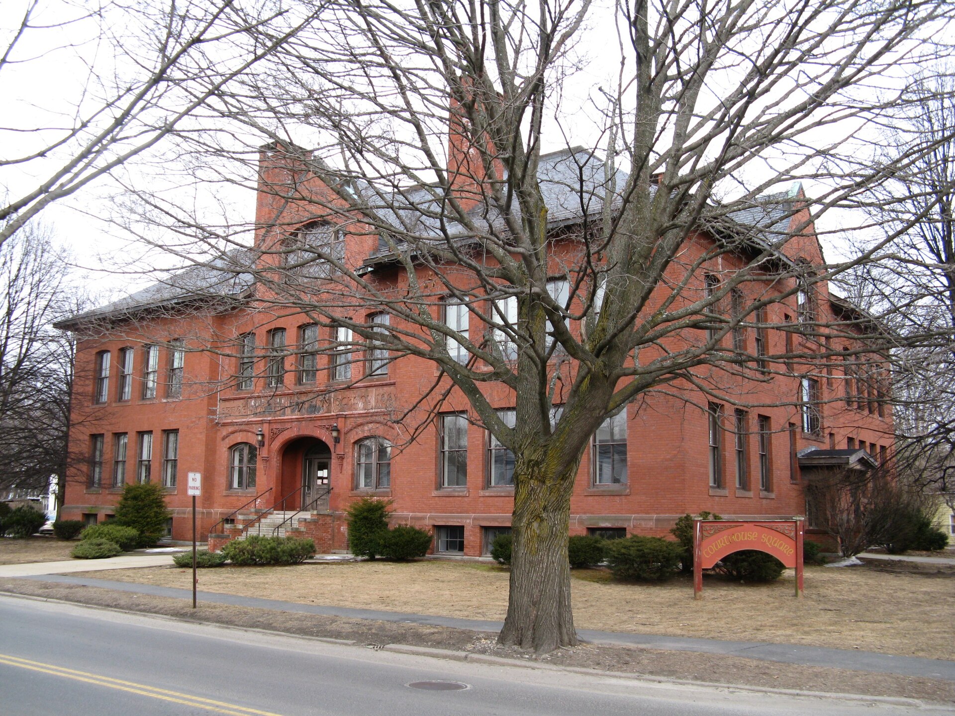Westfield State University — Wikimedia Commons
