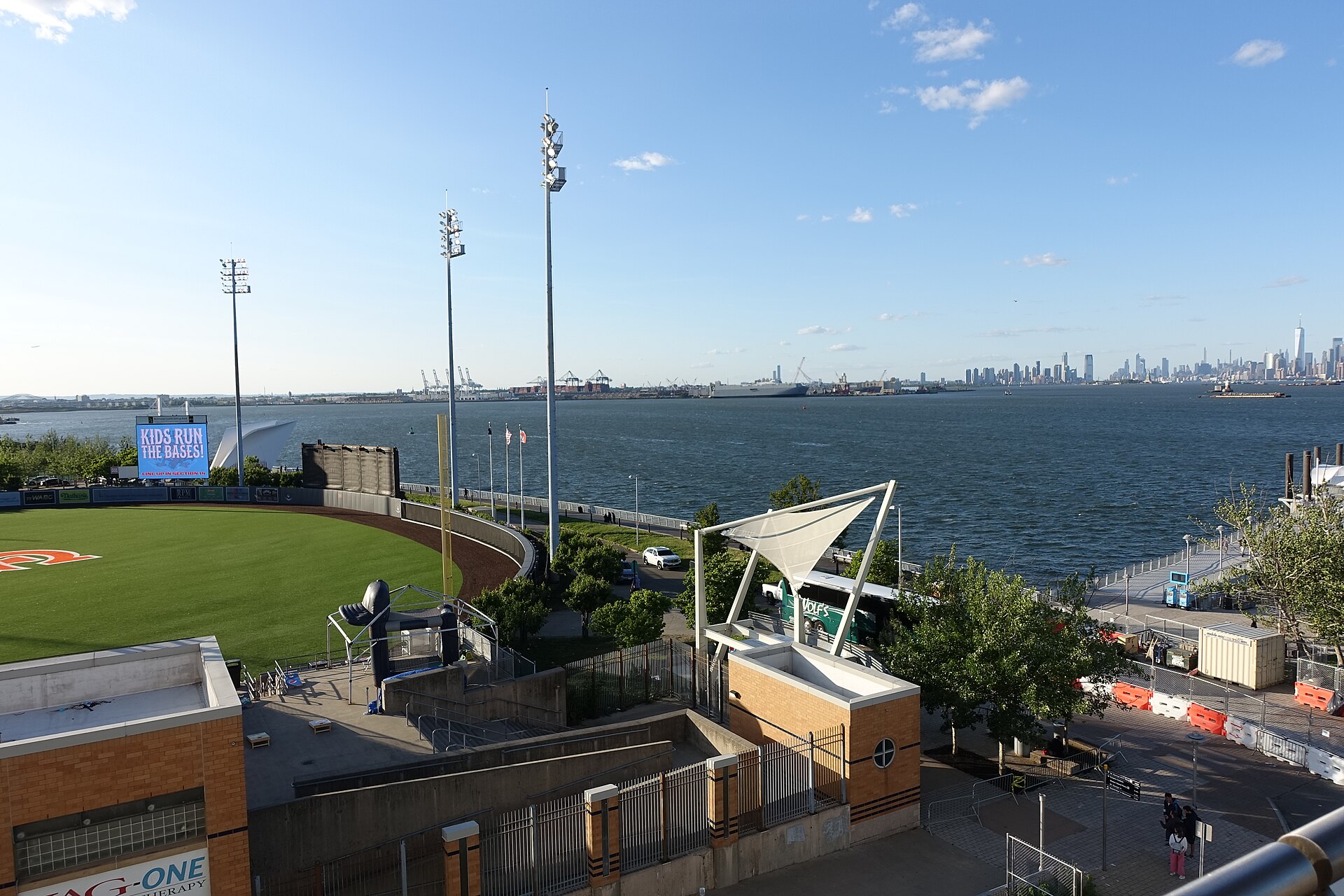 SIUH Community Park — Wikimedia Commons