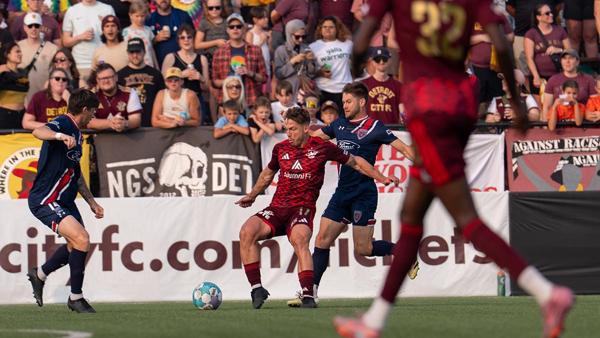 Mentzingen sparks Detroit City FC to 2-0 win over Indy Eleven