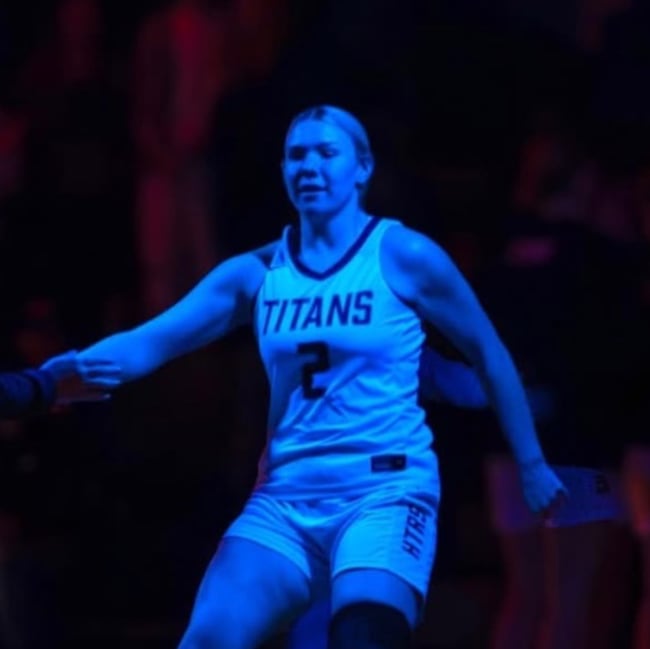 Highland lands versatile 2026 frontcourt commitment from Elizabeth Bstandig