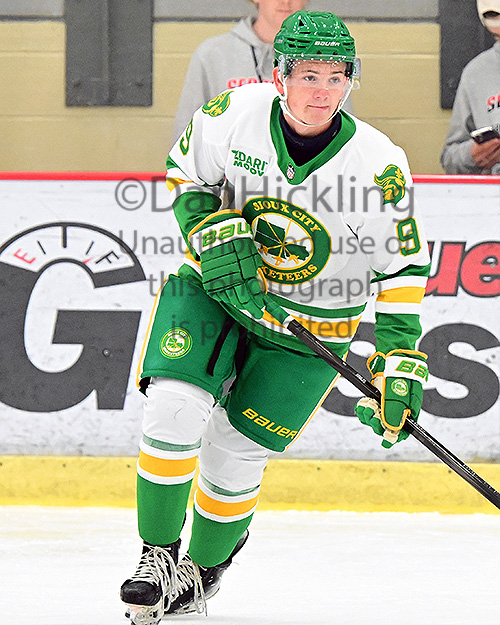 Shayne Gould returns to Sioux City, skips UConn commitment