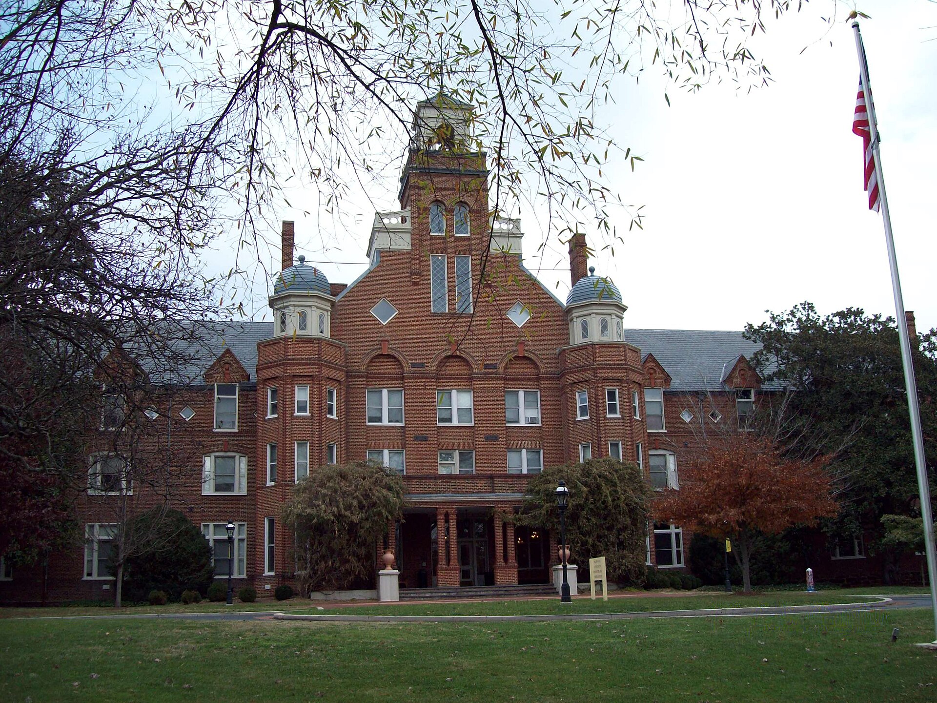 Randolph College — Wikimedia Commons