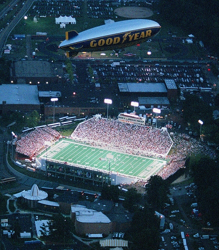 Cleveland Browns — Wikimedia Commons