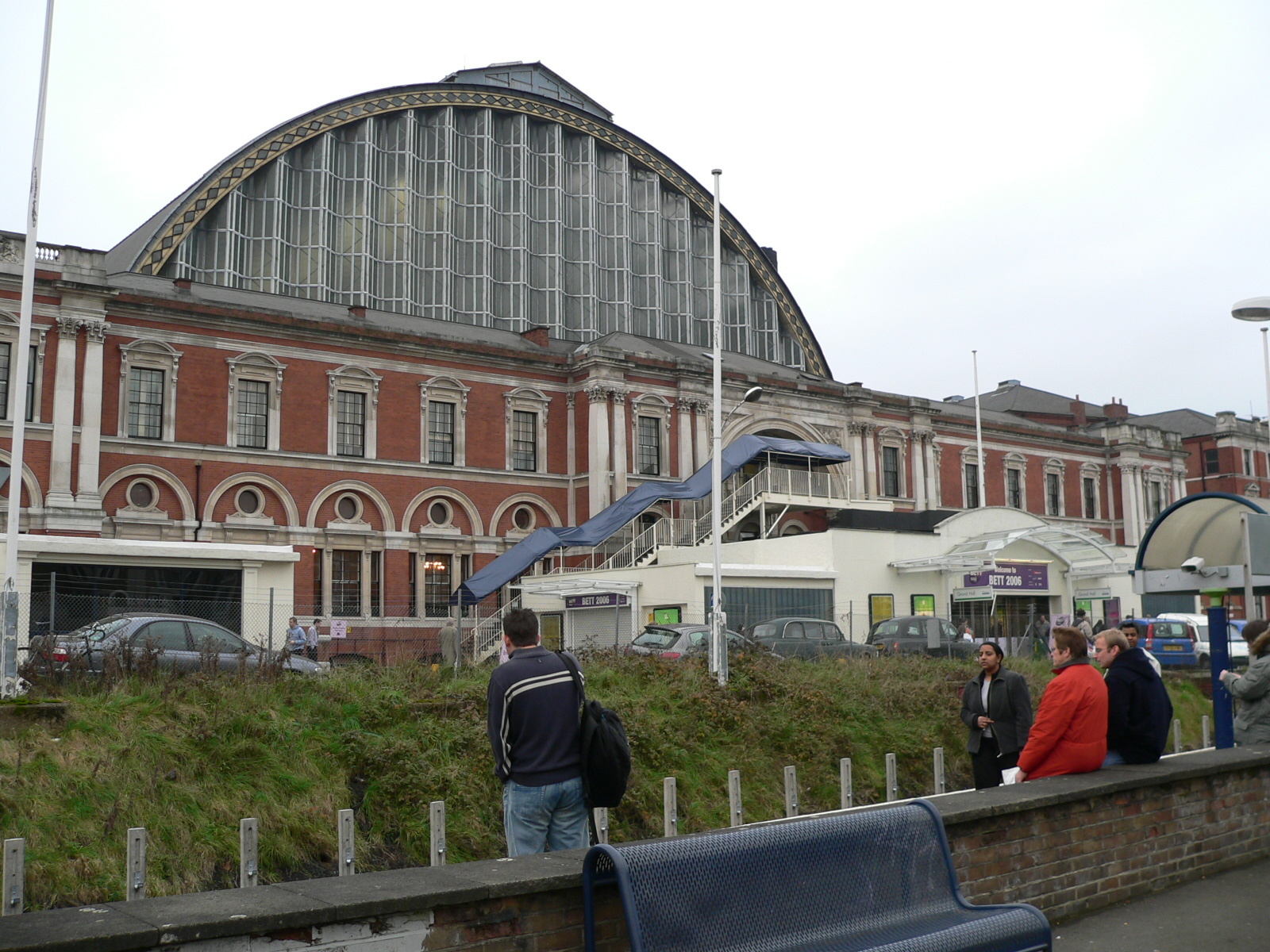 London Olympia — Wikimedia Commons