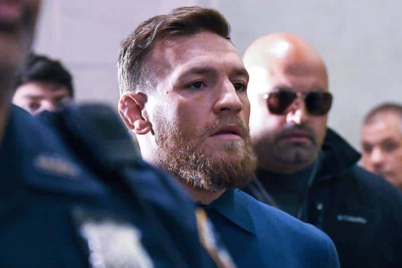 Sports Fans Share 30 Strange Stories About Meeting Athletes In Real Life