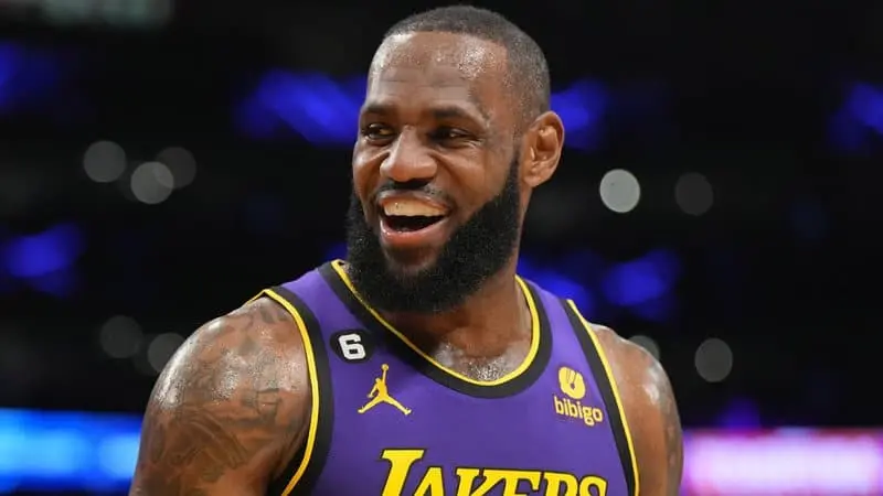 Lebron James Lakers Birthday Facts Lead