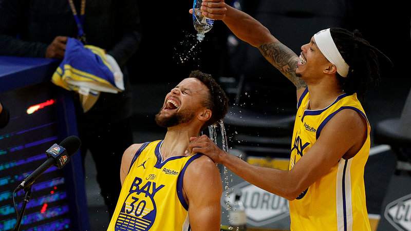 04nba Curry 1 Videosixteenbyninejumbo1600