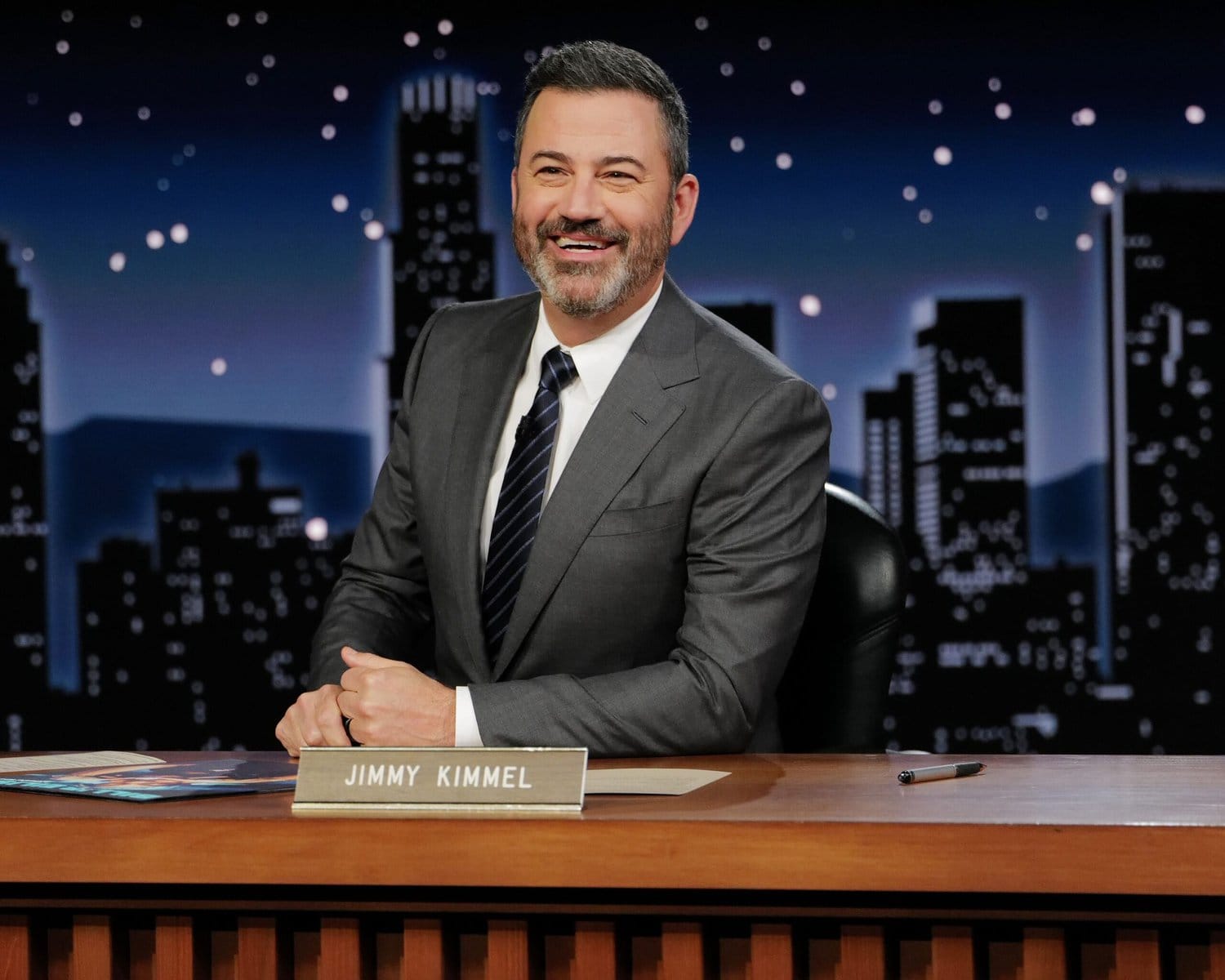 Jimmy Kimmel Live Airs Every Weeknight At 11 35 P M Edt And News Photo 1675111002